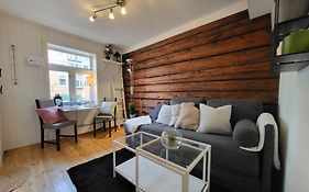 Mars Modern And Cozy Apartment In The Centre, Free Parking